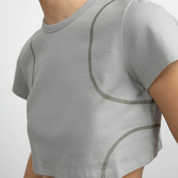 OAK+FORT Organic Cotton Cropped Tee with Stitching in Limestone Size XS (NWOT) - Picture 2 of 4